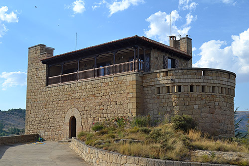 Cast-elcastel-4